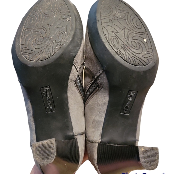 Solesenseability, Ankle Boots, Heel, Gray, Side Buckle, Soft Outside, Women 8.5 - Picture 4 of 4